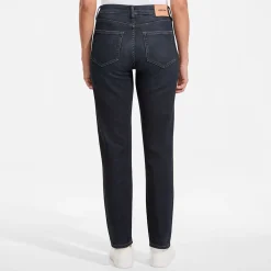 All-Day CoolMax Straight Fit Jeans Mid Waist