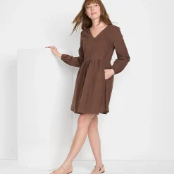 Ausgestelltes Feincordkleid für Damen