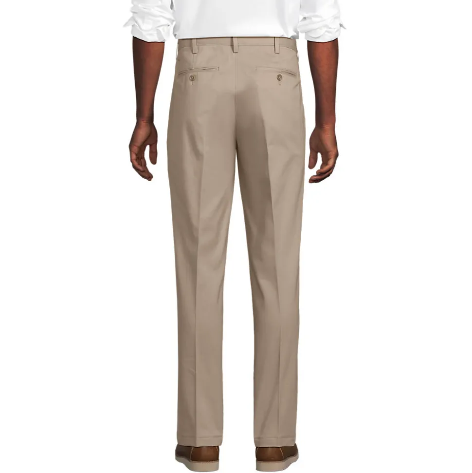 CLASSIC COMFORT. Bügelleichte Chino mit Bundfalten für Herren