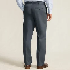 CLASSIC COMFORT. Bügelleichte Chino für Herren