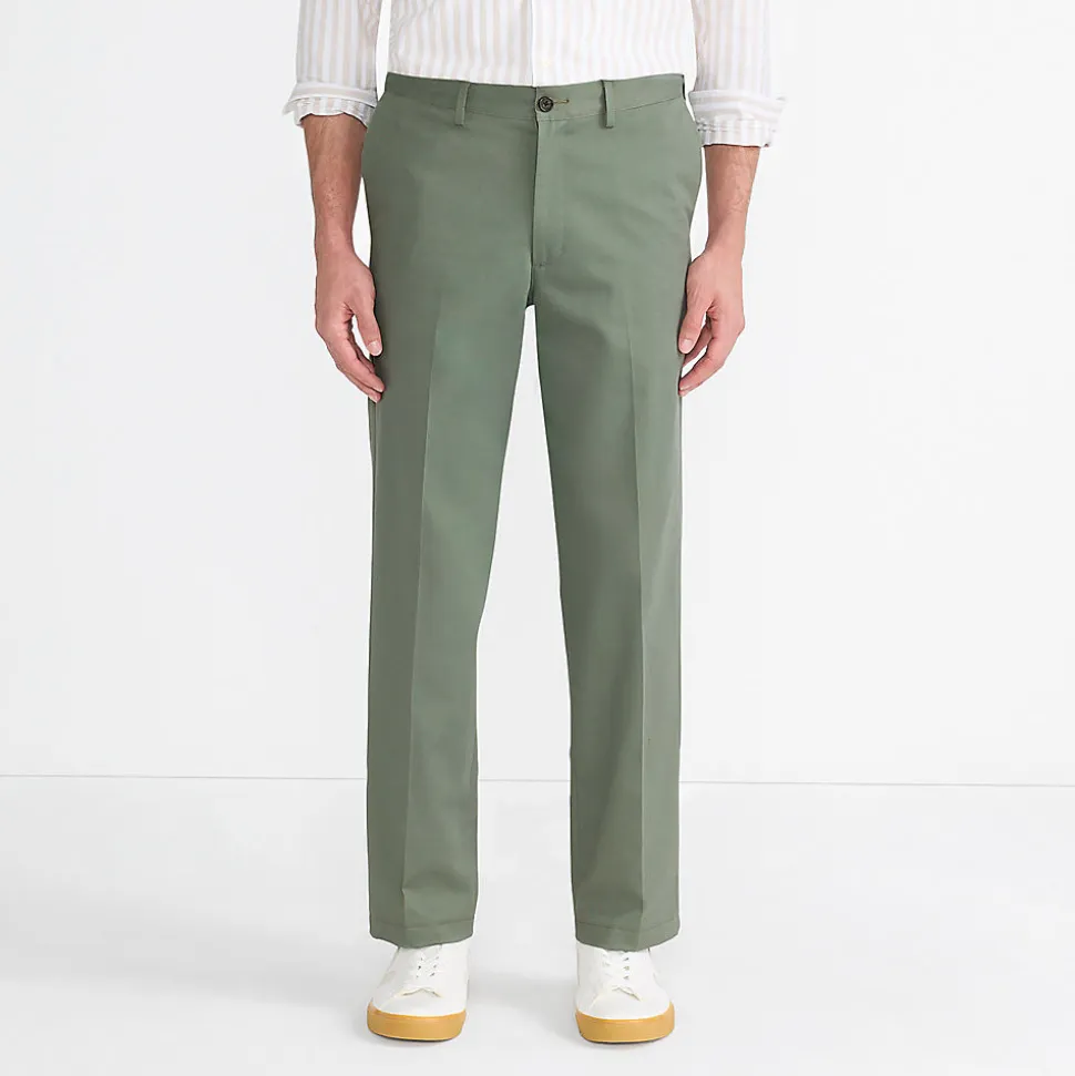 CLASSIC COMFORT. Bügelleichte Chino für Herren