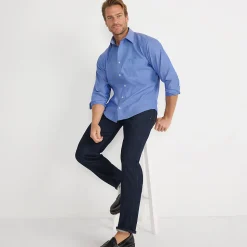 CLASSIC FIT. Klassik-Kragen. Bügelleichtes Pinpointhemd