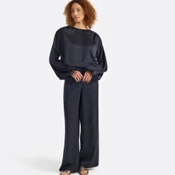 Fließende Satinhose mit weitem Bein für Damen