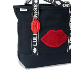 Lands' End x Lulu Guinness mittelgroße bestickte Canvastasche