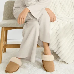 Veloursleder-Pantoffeln mit Lammfell-Futter für Damen